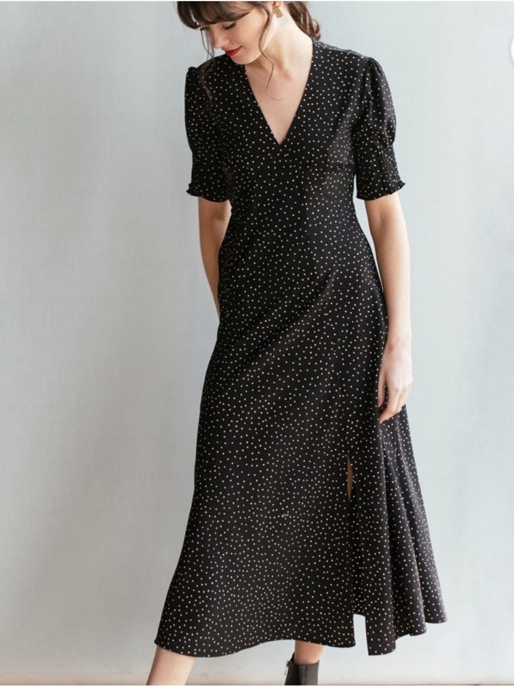 Olive Clothing Jeanne Midi Polka Dot V neck Slip on Dress. Size L